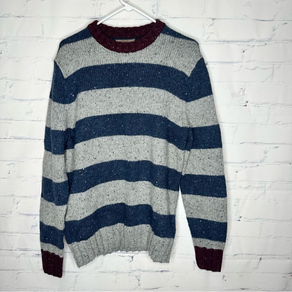 British Khaki men’s medium/large sweater -‎ brand new with tags!